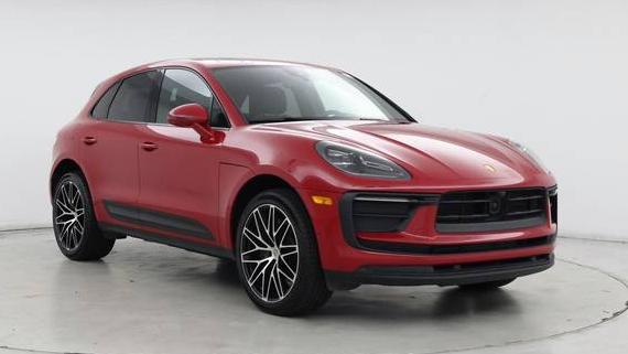PORSCHE MACAN 2023 WP1AA2A50PLB13638 image