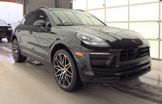 PORSCHE MACAN 2023 WP1AA2A53PLB01791 image
