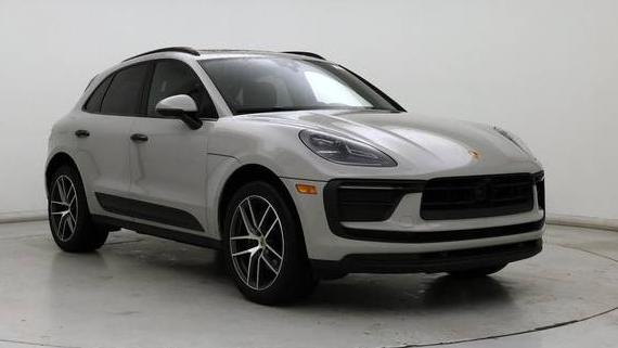 PORSCHE MACAN 2023 WP1AA2A51PLB03796 image
