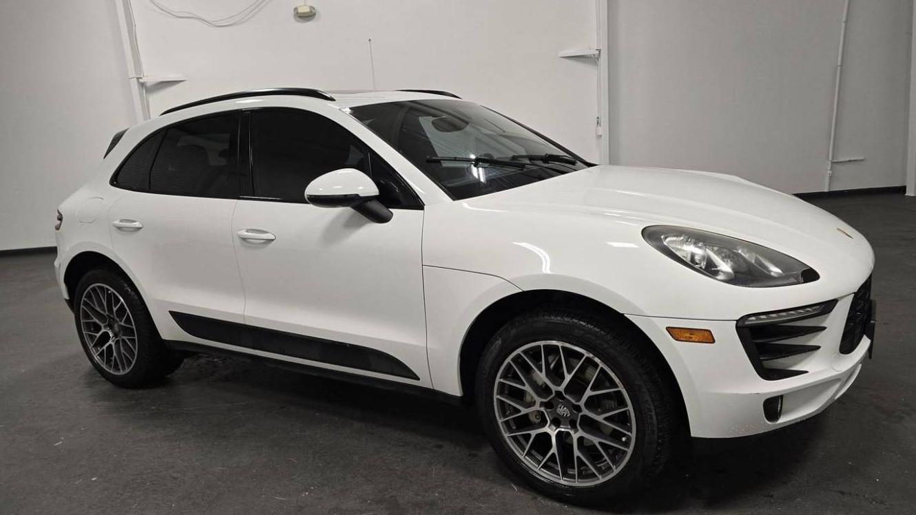 PORSCHE MACAN 2016 WP1AB2A56GLB41344 image