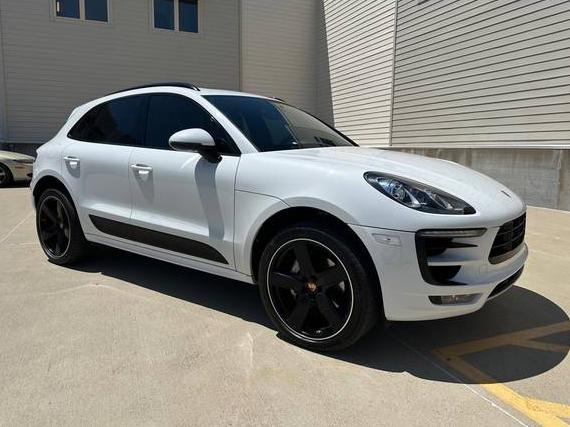 PORSCHE MACAN 2016 WP1AB2A53GLB44640 image