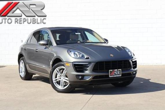 PORSCHE MACAN 2016 WP1AB2A56GLB52781 image PORSCHE MACAN 2016 WP1AB2A56GLB52781 image