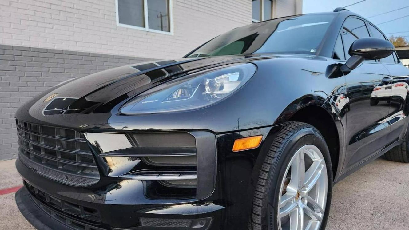 PORSCHE MACAN 2019 WP1AA2A59KLB01349 image