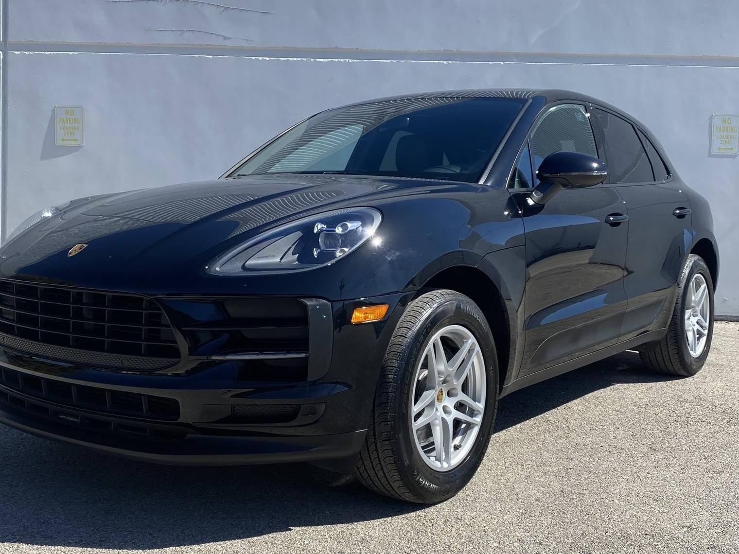 PORSCHE MACAN 2019 WP1AA2A58KLB08471 image