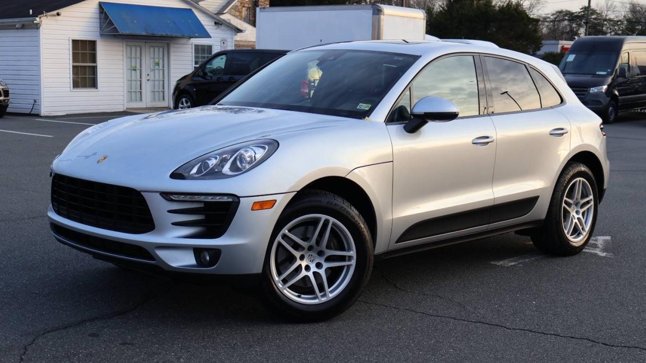 PORSCHE MACAN 2018 WP1AA2A59JLB10969 image