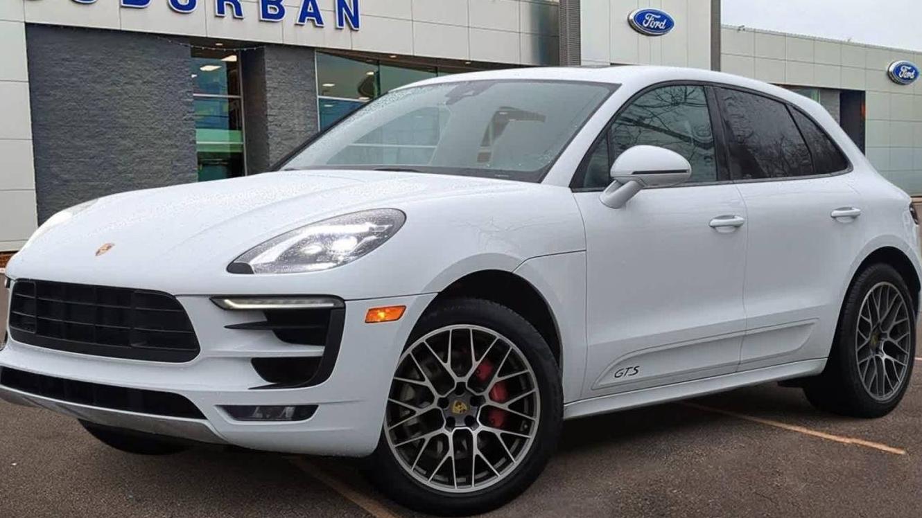 PORSCHE MACAN 2018 WP1AG2A50JLB60061 image