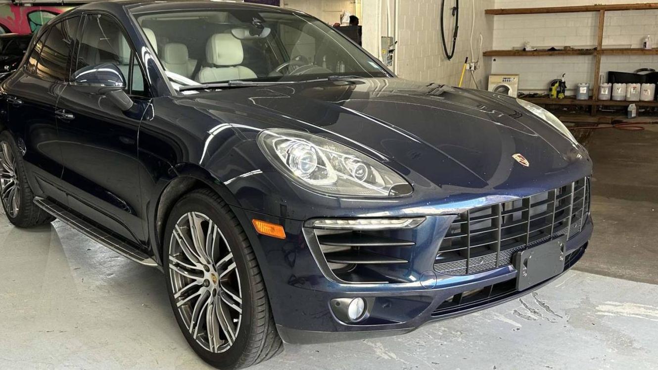 PORSCHE MACAN 2018 WP1AA2A5XJLB23407 image