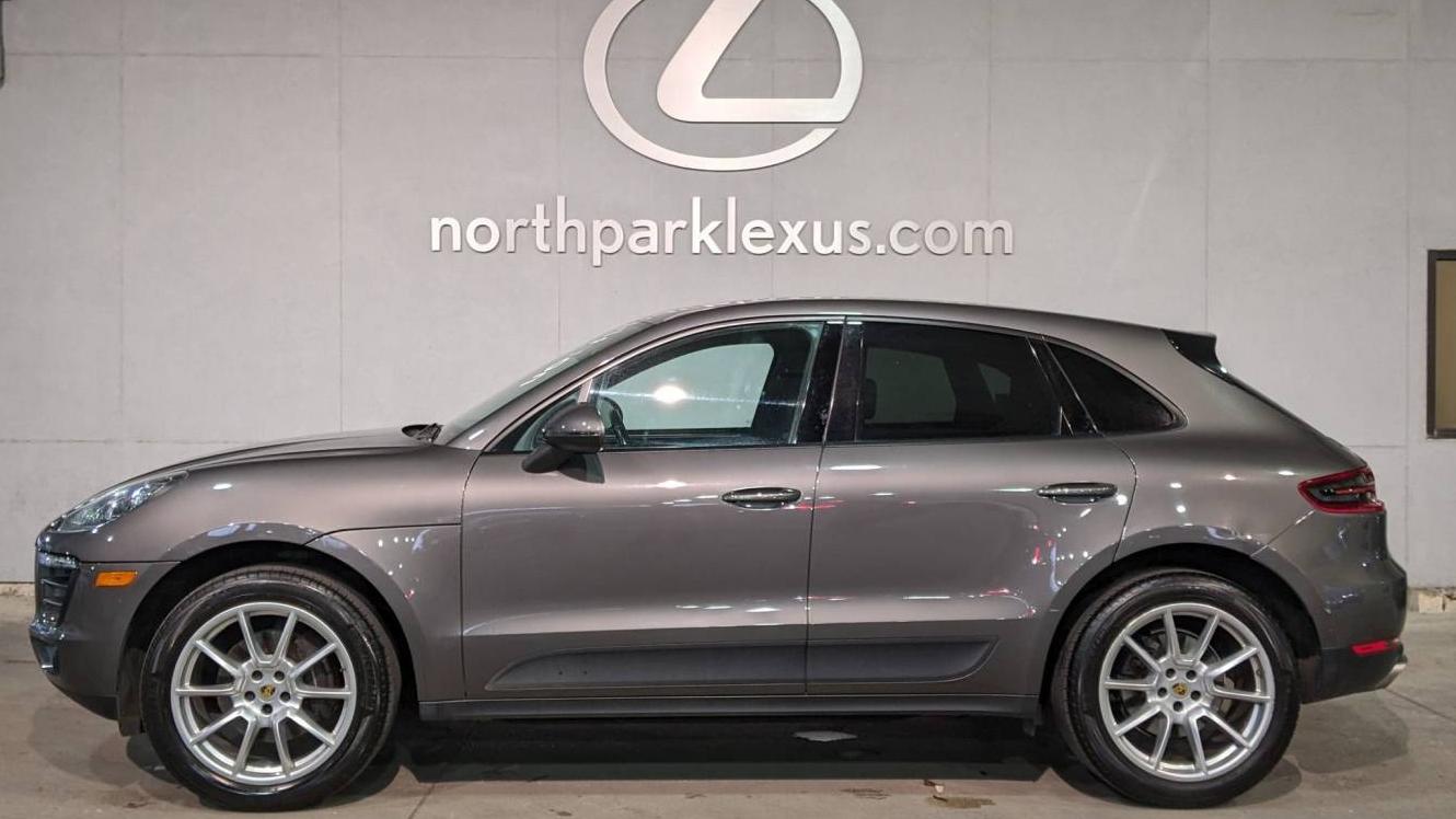 PORSCHE MACAN 2018 WP1AA2A56JLB09391 image