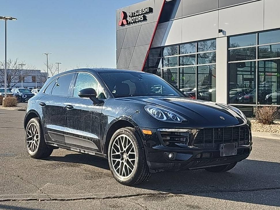 PORSCHE MACAN 2018 WP1AA2A53JLB10367 image