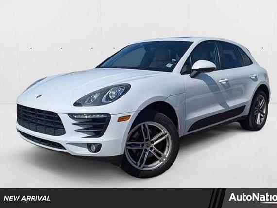 PORSCHE MACAN 2018 WP1AA2A57JLB02711 image