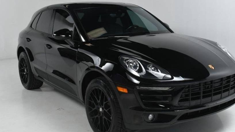 PORSCHE MACAN 2018 WP1AA2A54JLB17053 image