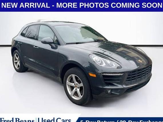 PORSCHE MACAN 2018 WP1AA2A56JLB13781 image