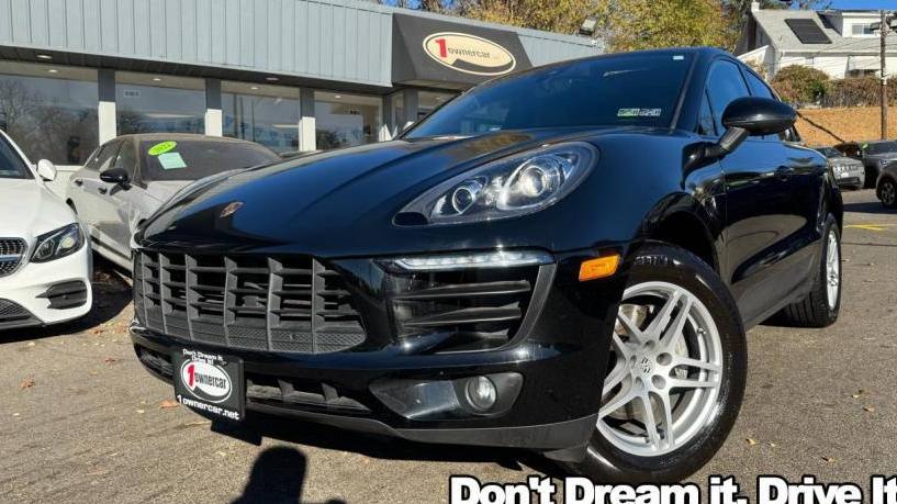 PORSCHE MACAN 2018 WP1AA2A59JLB07618 image