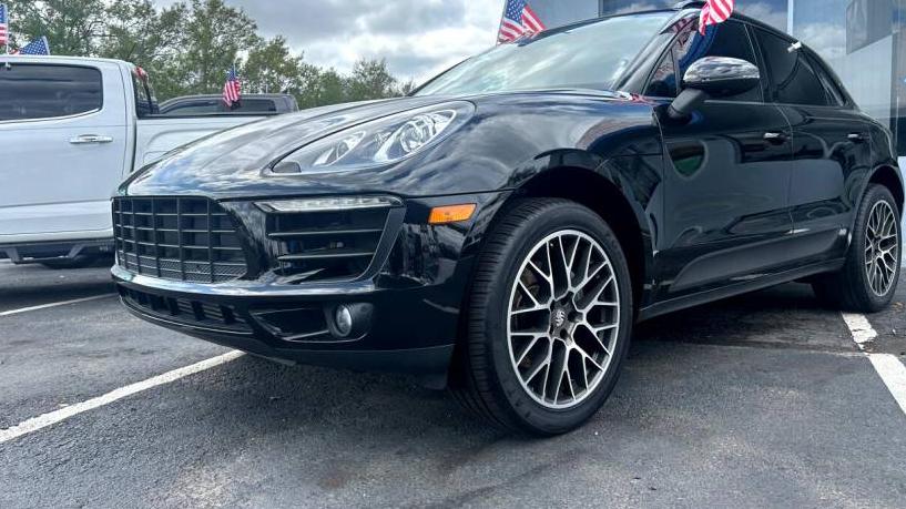 PORSCHE MACAN 2018 WP1AA2A50JLB02212 image