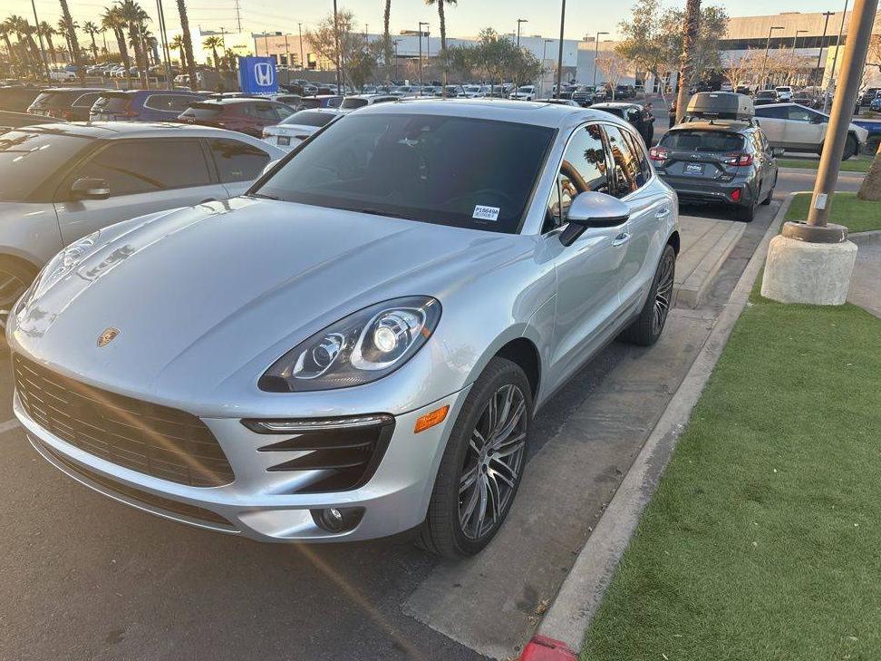 PORSCHE MACAN 2018 WP1AB2A5XJLB30709 image