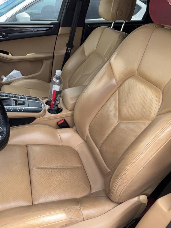 PORSCHE MACAN 2017 WP1AA2A52HLB81098 image
