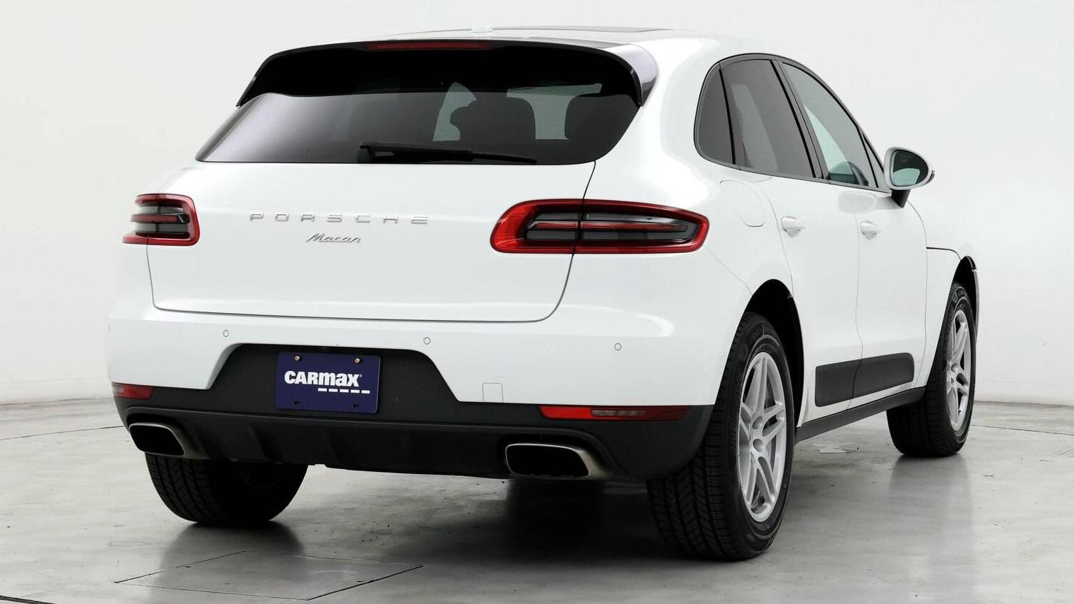 PORSCHE MACAN 2017 WP1AA2A5XHLB01630 image