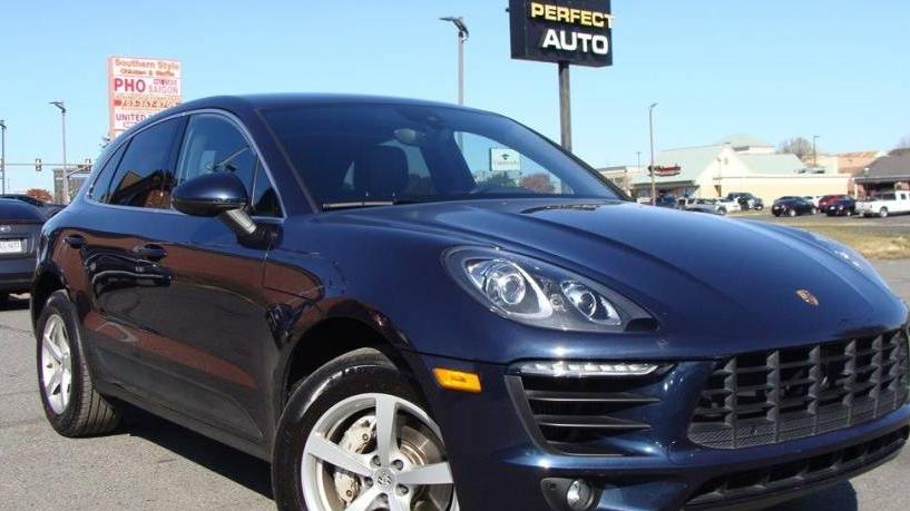 PORSCHE MACAN 2017 WP1AB2A5XHLB14794 image