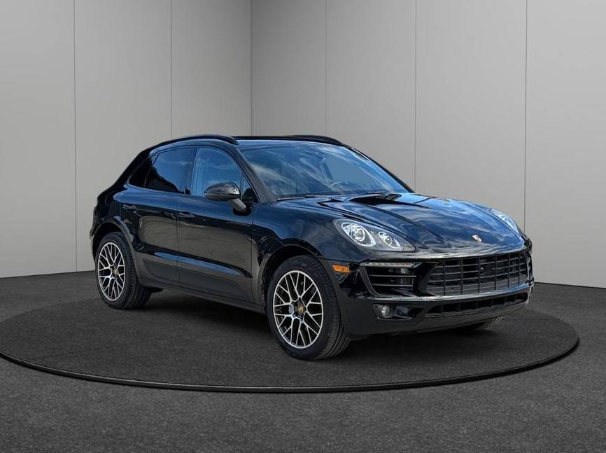 PORSCHE MACAN 2017 WP1AB2A52HLB15860 image