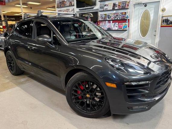 PORSCHE MACAN 2017 WP1AG2A51HLB52979 image PORSCHE MACAN 2017 WP1AG2A51HLB52979 image