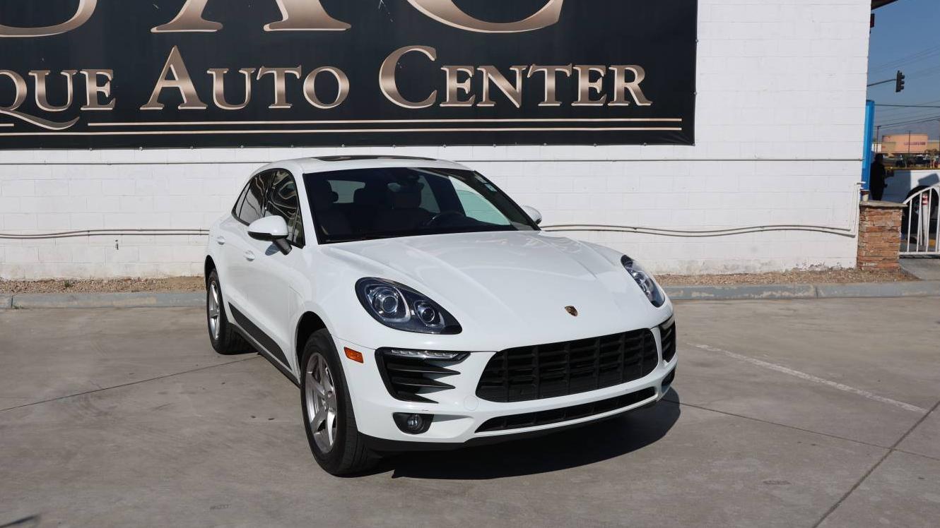 PORSCHE MACAN 2017 WP1AA2A50HLB06853 image