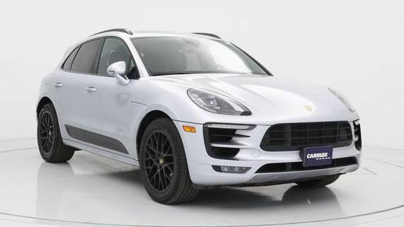 PORSCHE MACAN 2017 WP1AG2A54HLB54144 image