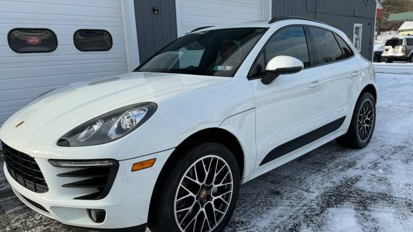 PORSCHE MACAN 2017 WP1AB2A57HLB15501 image