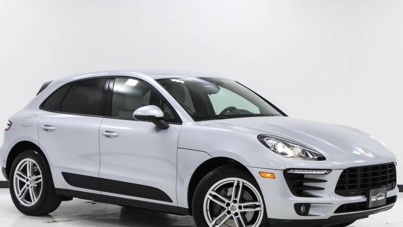 PORSCHE MACAN 2017 WP1AA2A51HLB09339 image