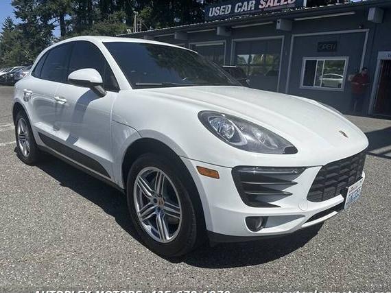 PORSCHE MACAN 2017 WP1AA2A50HLB02866 image