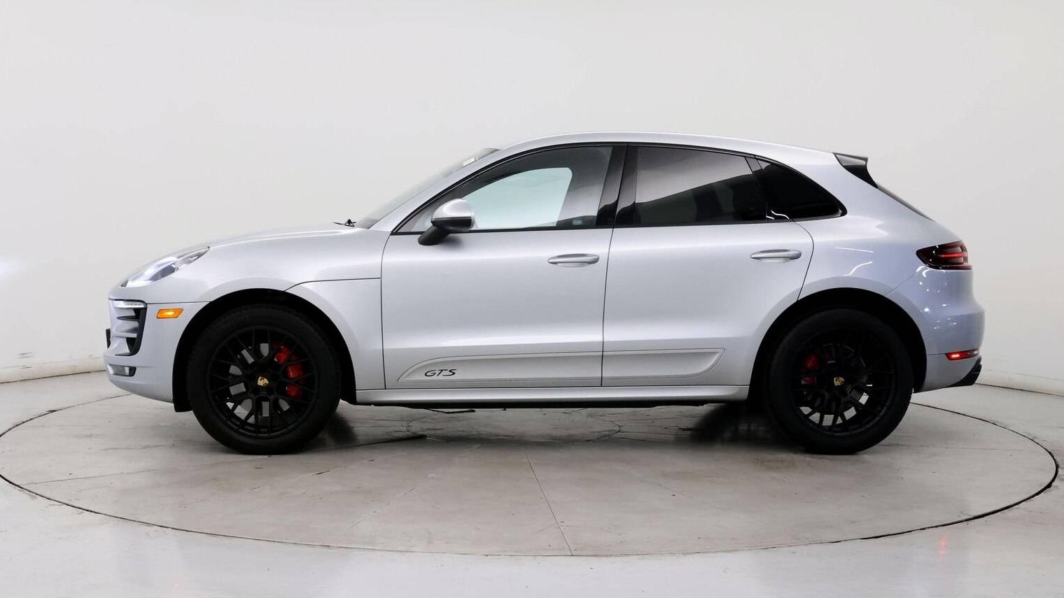 PORSCHE MACAN 2017 WP1AG2A55HLB52886 image