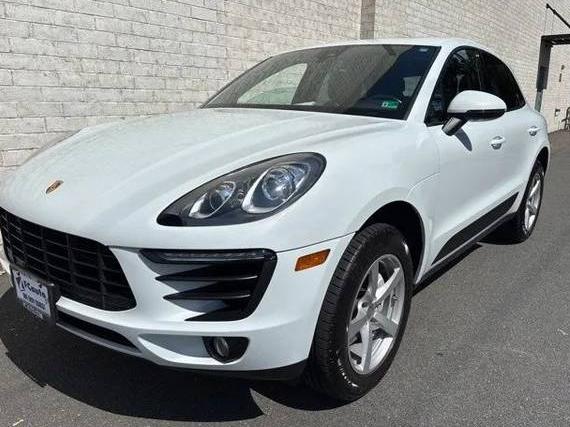 PORSCHE MACAN 2017 WP1AA2A5XHLB03829 image PORSCHE MACAN 2017 WP1AA2A5XHLB03829 image