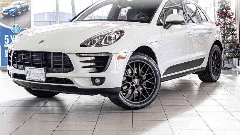 PORSCHE MACAN 2017 WP1AA2A56HLB04055 image