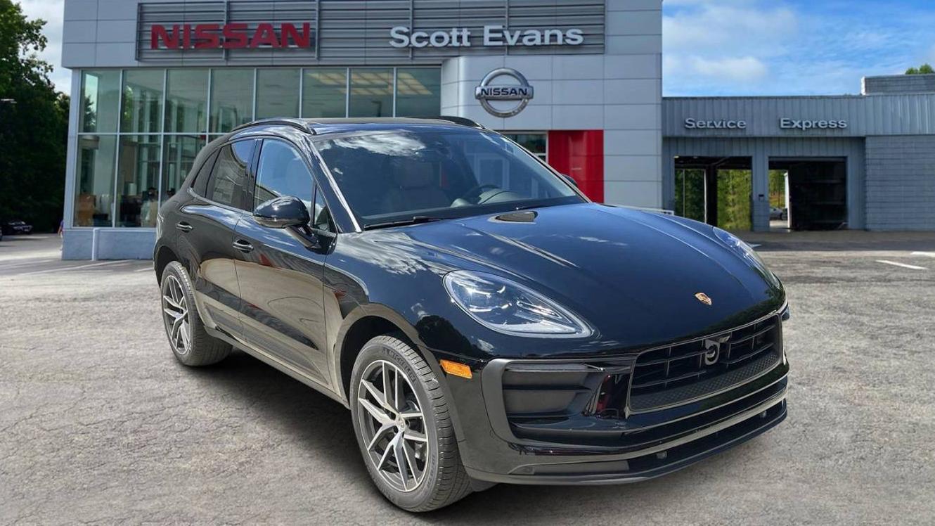 PORSCHE MACAN 2024 WP1AA2A56RLB17566 image