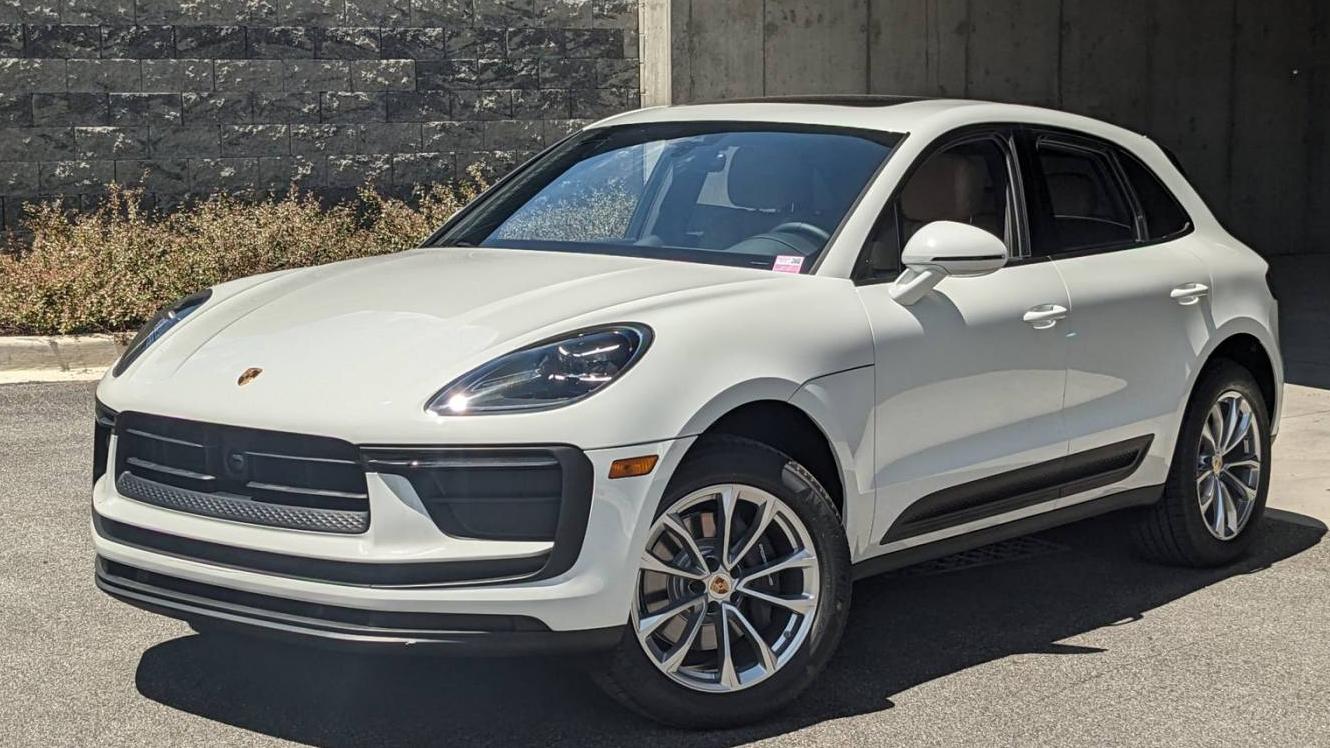 PORSCHE MACAN 2024 WP1AA2A50RLB17322 image