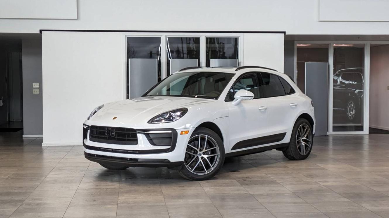 PORSCHE MACAN 2024 WP1AA2A52RLB09898 image