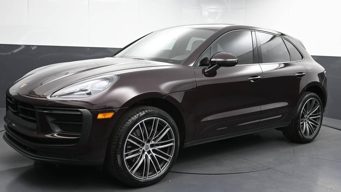 PORSCHE MACAN 2024 WP1AA2A59RLB10756 image