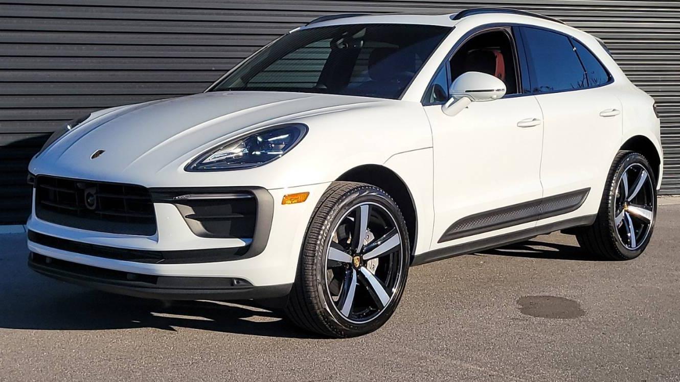 PORSCHE MACAN 2024 WP1AA2A56RLB14909 image