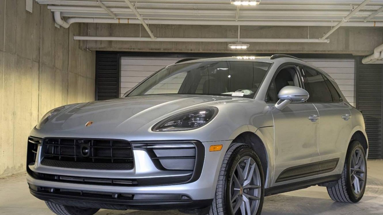 PORSCHE MACAN 2024 WP1AA2A52RLB17354 image