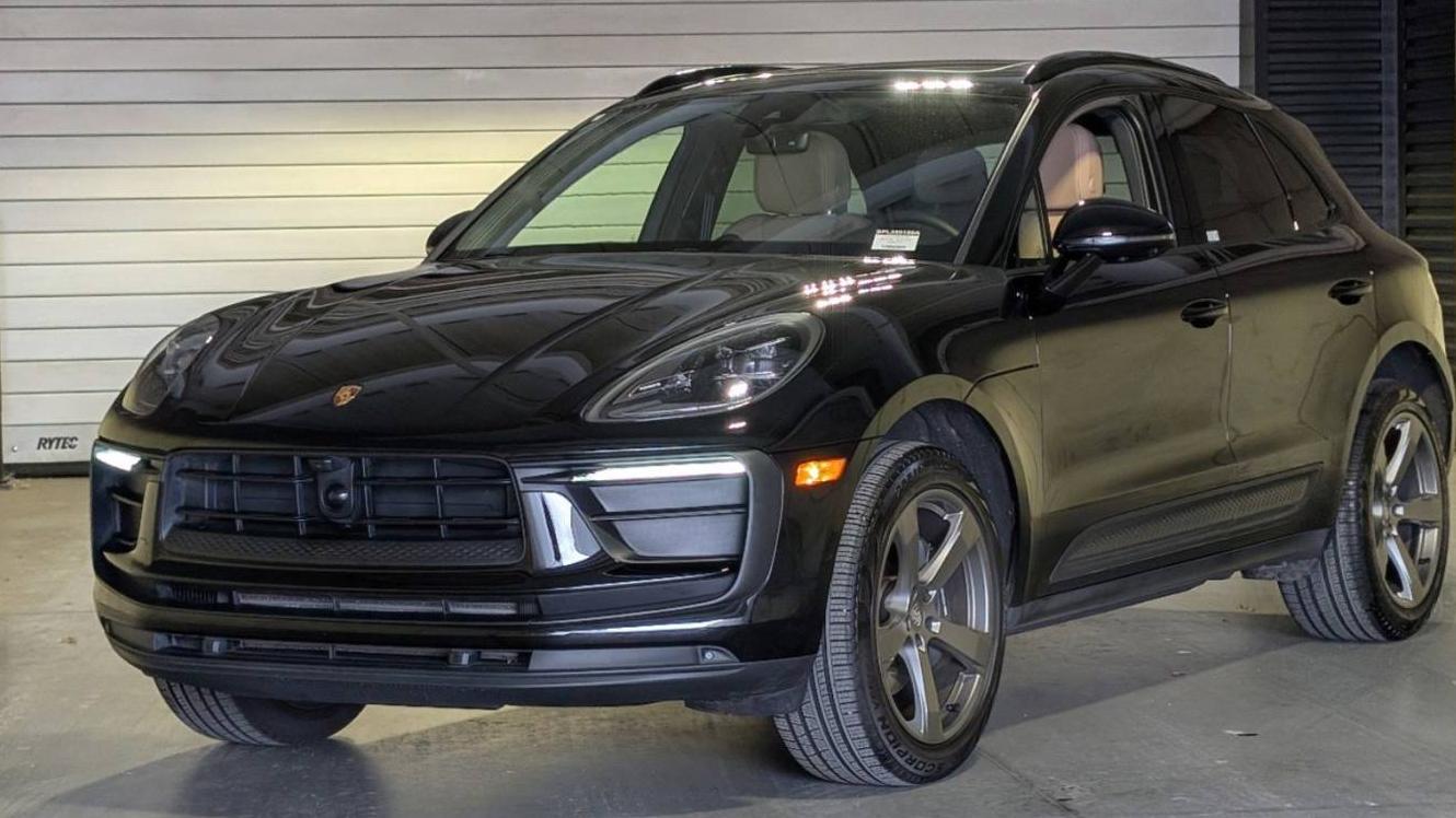 PORSCHE MACAN 2024 WP1AA2A57RLB02431 image