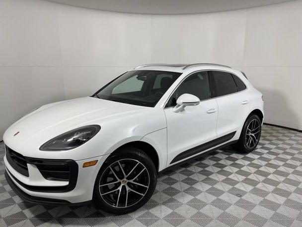 PORSCHE MACAN 2024 WP1AA2A58RLB19853 image