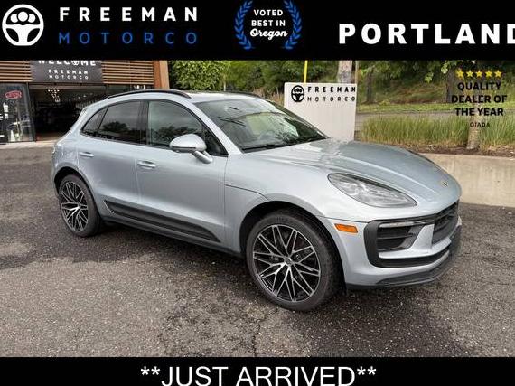 PORSCHE MACAN 2024 WP1AA2A53RLB17265 image