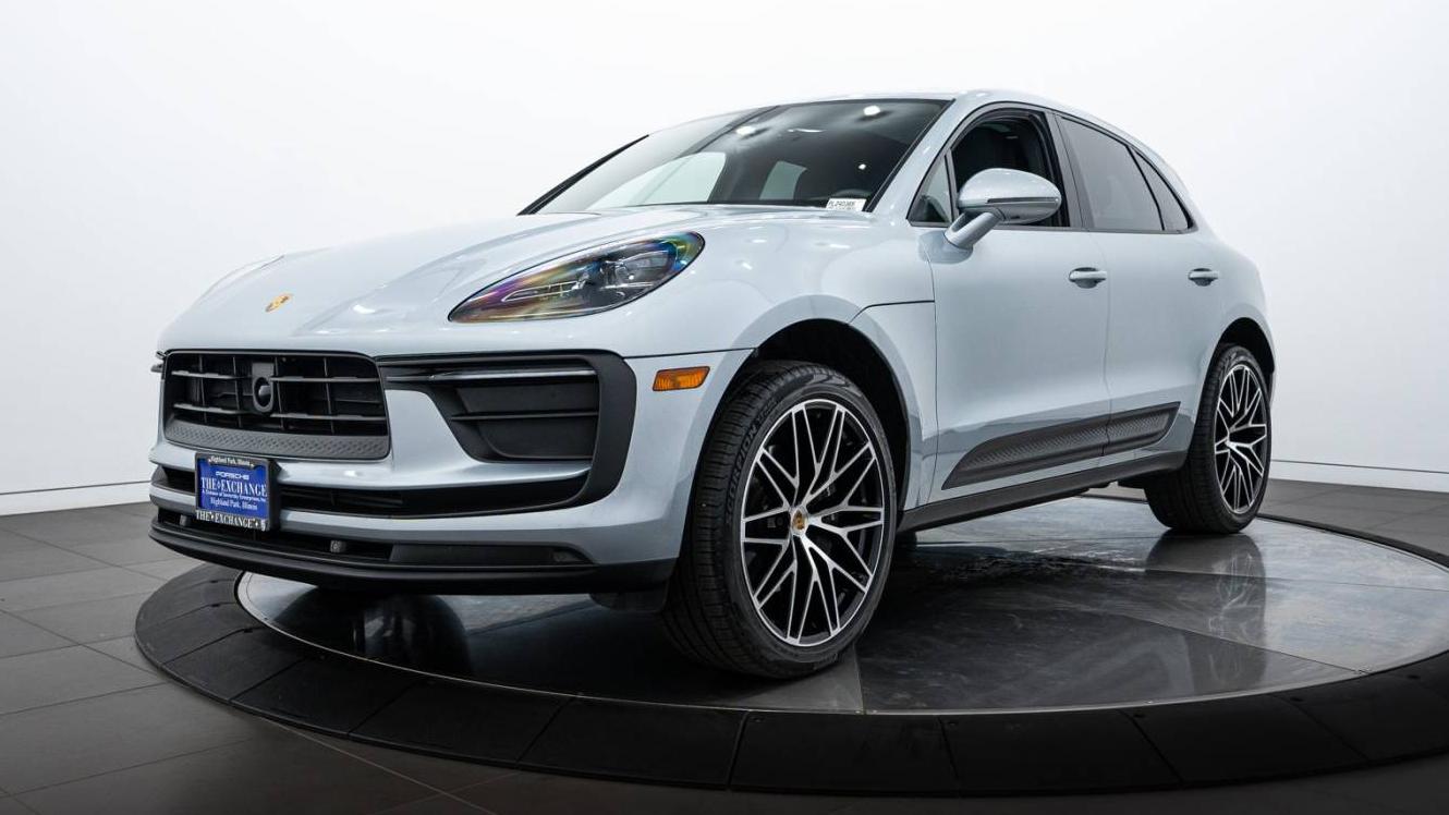 PORSCHE MACAN 2024 WP1AA2A58RLB08125 image