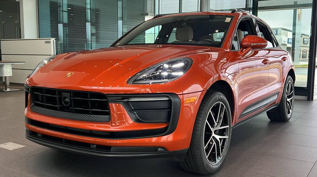 PORSCHE MACAN 2024 WP1AA2A51RLB04448 image