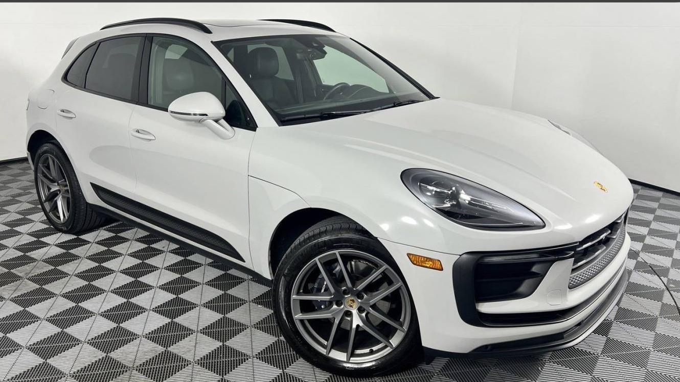 PORSCHE MACAN 2024 WP1AA2A51RLB02795 image