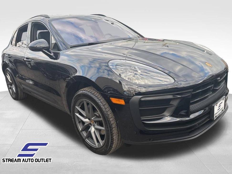 PORSCHE MACAN 2024 WP1AA2A55RLB18501 image