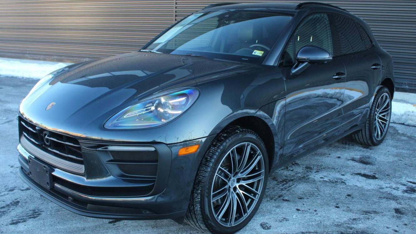 PORSCHE MACAN 2024 WP1AA2A5XRLB17246 image