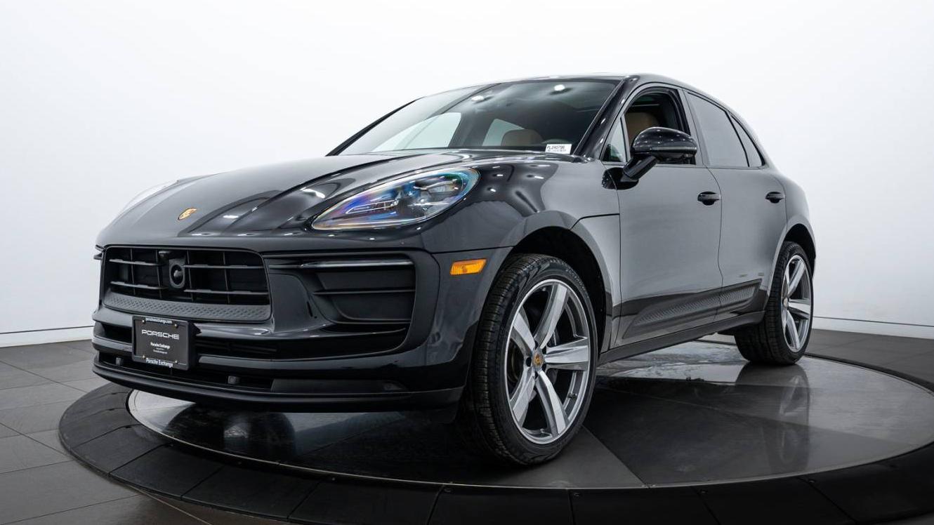 PORSCHE MACAN 2024 WP1AA2A58RLB17200 image