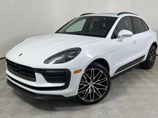 PORSCHE MACAN 2024 WP1AA2A57RLB18807 image