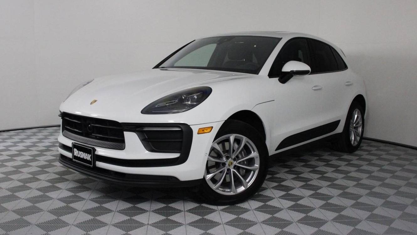 PORSCHE MACAN 2024 WP1AA2A56RLB14554 image