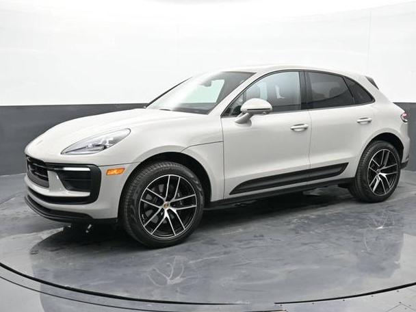 PORSCHE MACAN 2024 WP1AA2A54RLB18067 image